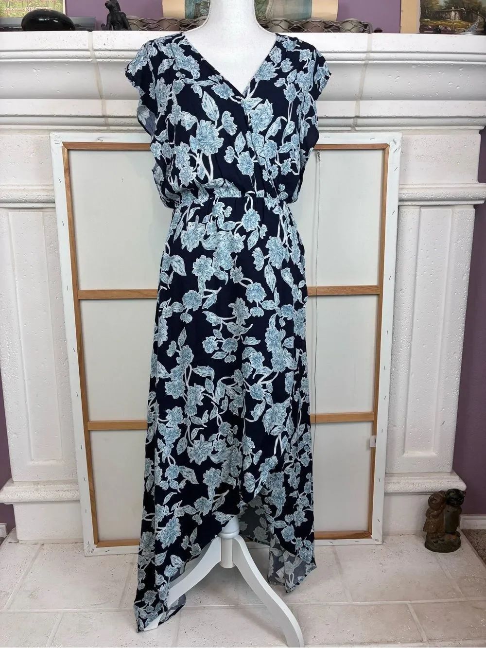 Splendid Sexy Floral Maxi Dress w/ Diagonal Slit & Flutter sleeves